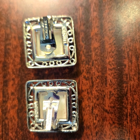 2 Pair Vintage Clip On Earrings, Rhinestone, White Lucite - Picture 6 of 16